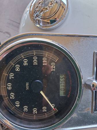 2008 Harley-Davidson, dovoz USA — foto 6 z 6