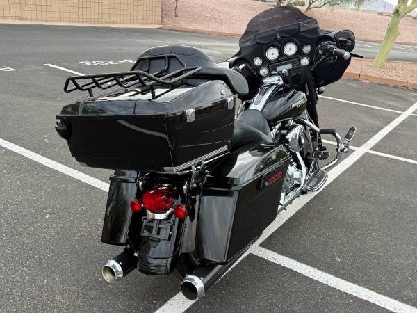 2006 Harley-Davidson, dovoz USA — foto 4 z 12