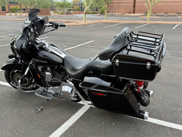 2006 Harley-Davidson, dovoz USA — foto 8 z 12