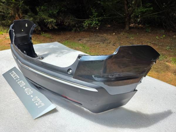 2017-2018-2019 Cadillac Xt5 zadní nárazník Cover OE 84102914 Local, dovoz USA — foto 3 z 12