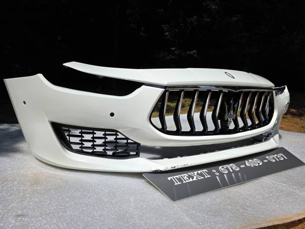 2014-2015-2016-2017 Maserati Ghibli přední nárazník Cover. OE. LOCAL P, dovoz USA — foto 10 z 12