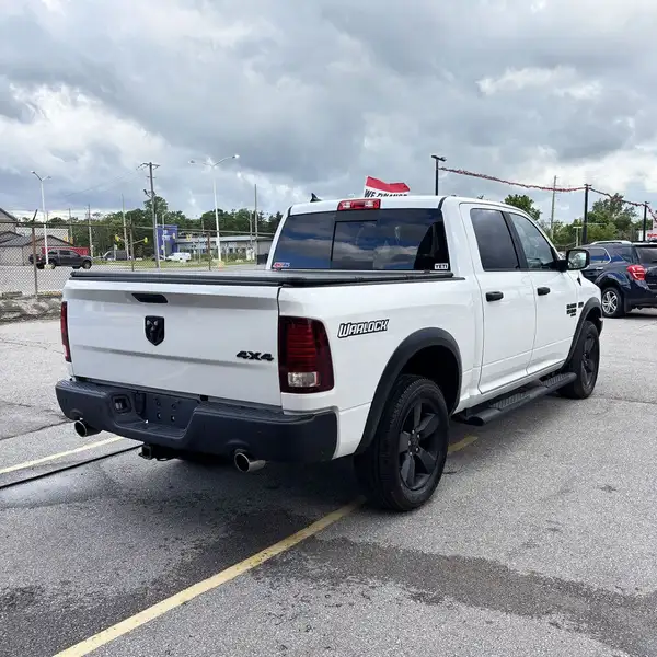2020 RAM 1500 Classic, bílá, 234 873 km, dovoz Kanada — foto 5 z 12