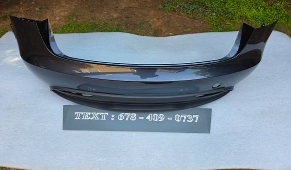2024 2025 2026 Tesla Model 3 zadní nárazník Cover OE 1582573-00-D., dovoz USA — foto 2 z 12