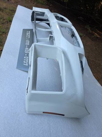 použitý. 2023-2024-2025-2026 BMW M2 G87 přední nárazník Cover OE., dovoz USA — foto 9 z 12