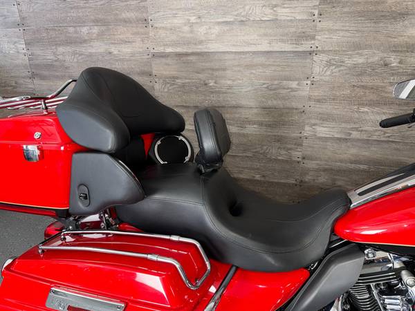 2010 Harley-Davidson, dovoz USA — foto 9 z 12