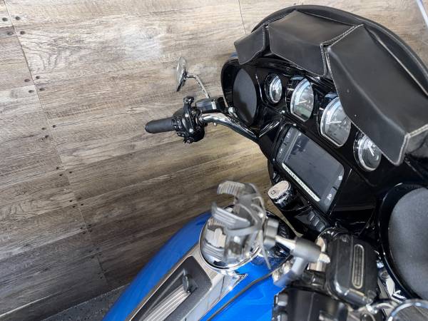 2017 Harley-Davidson, dovoz USA — foto 12 z 12