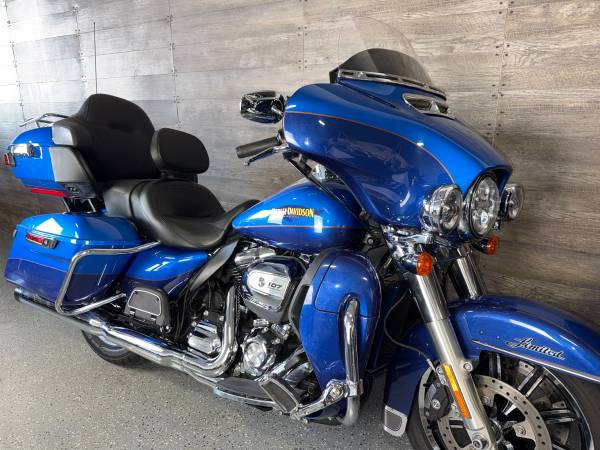 2017 Harley-Davidson, dovoz USA — foto 3 z 12