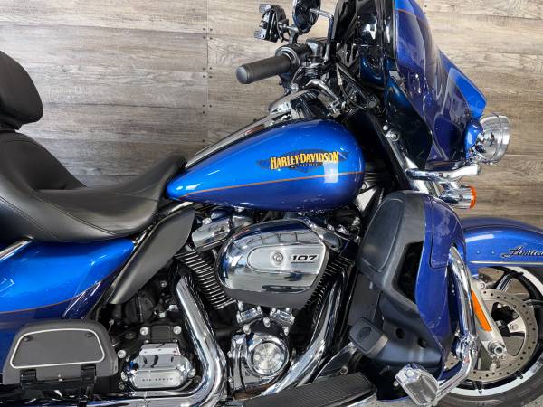 2017 Harley-Davidson, dovoz USA — foto 7 z 12