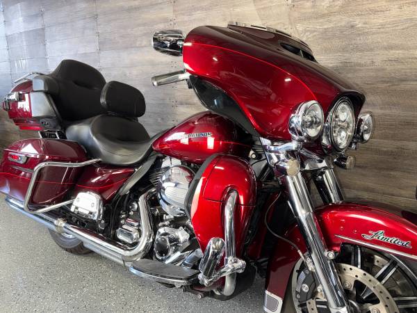 2016 Harley-Davidson, dovoz USA — foto 3 z 12