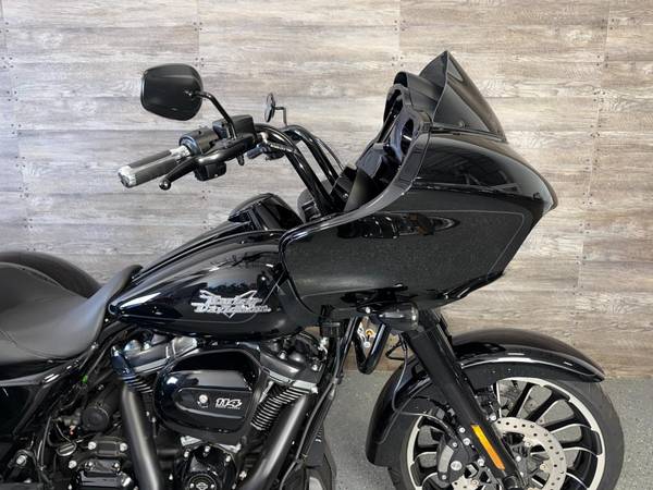 2023 Harley-Davidson, dovoz USA — foto 5 z 12