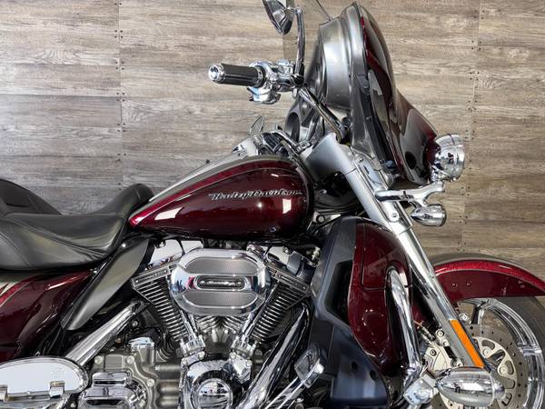2015 Harley-Davidson, dovoz USA — foto 7 z 12