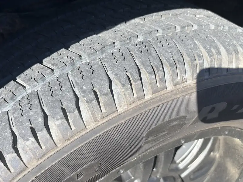 2022 RAM 1500 Express, modrá, 70 566 km, dovoz Kanada — foto 5 z 12