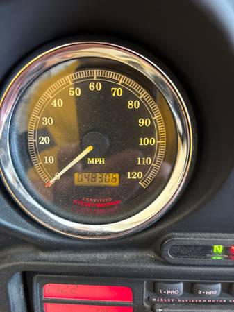 2000 Harley-Davidson, dovoz USA — foto 9 z 10