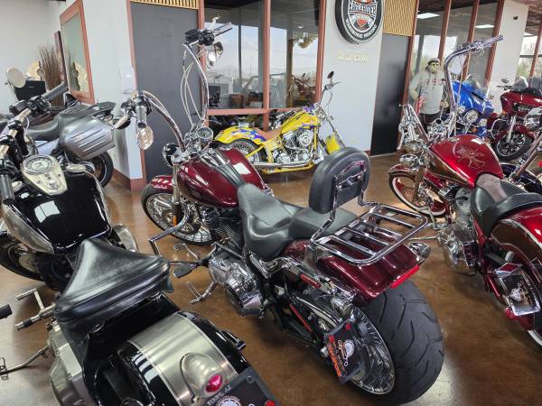 2015 Harley-Davidson, dovoz USA — foto 9 z 12