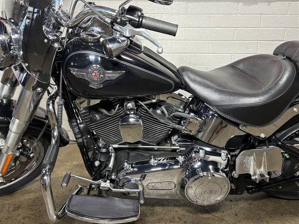 2014 Harley-Davidson, dovoz USA — foto 7 z 11