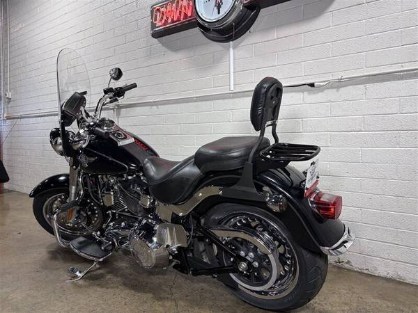 2014 Harley-Davidson, dovoz USA — foto 9 z 11