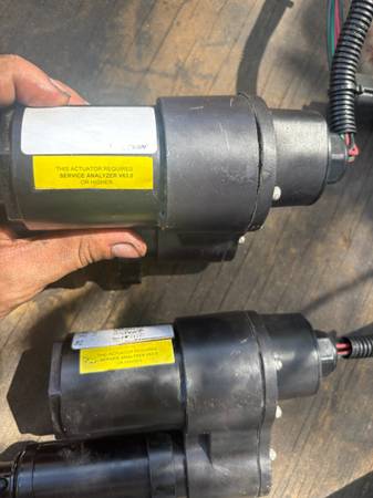 pár OE Bobcat ACS Hydraulic Control Valve Actuators, dovoz USA — foto 4 z 6