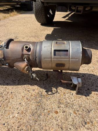 OE 2017 Ford F250 6.7L powerstroke Diesel particulate filter, dovoz USA — foto 3 z 6