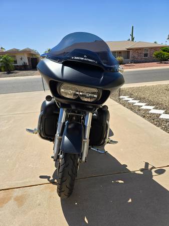 2017 Harley-Davidson, dovoz USA — foto 2 z 10