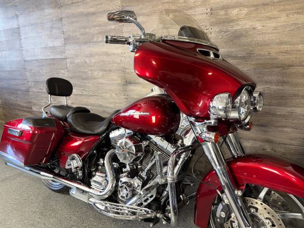 2016 Harley-Davidson, dovoz USA — foto 3 z 12