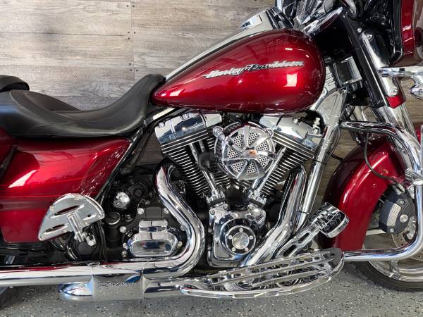 2016 Harley-Davidson, dovoz USA — foto 7 z 12