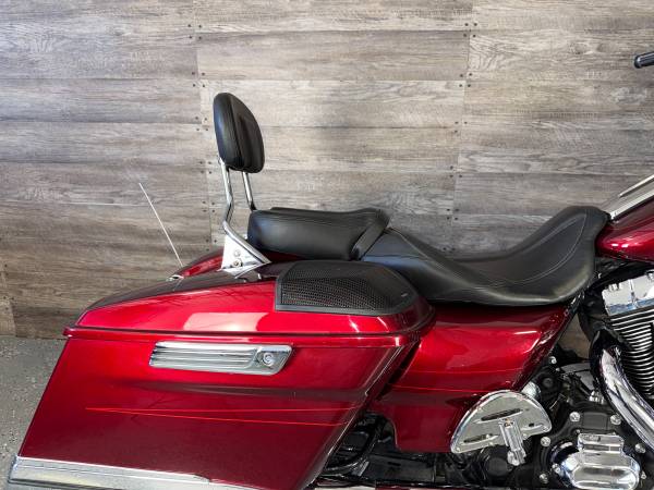 2016 Harley-Davidson, dovoz USA — foto 8 z 12
