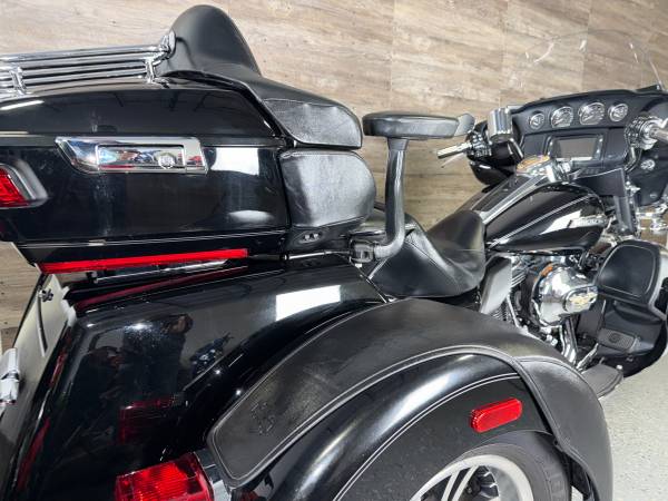 2016 Harley-Davidson, dovoz USA — foto 4 z 12