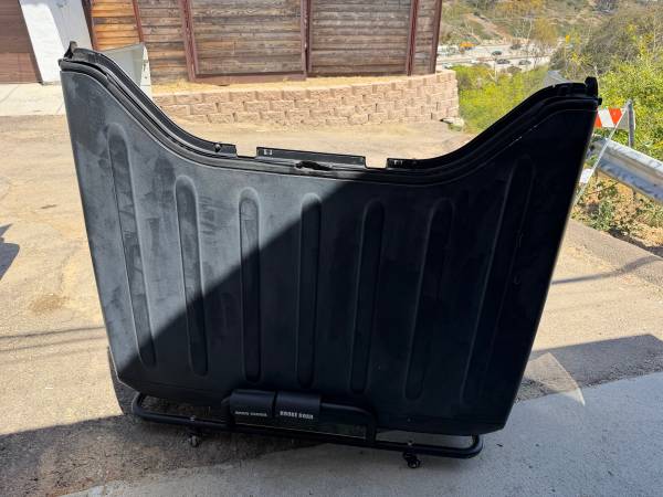 OEM Jeep Wrangler JK 2-Door Hard Top, dovoz USA — foto 2 z 6