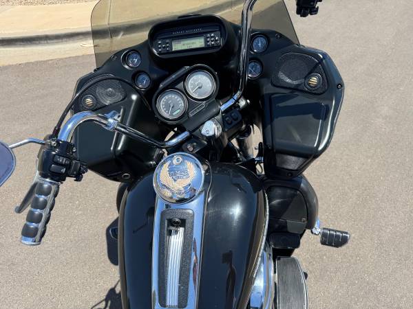 2011 Harley-Davidson, dovoz USA — foto 10 z 12