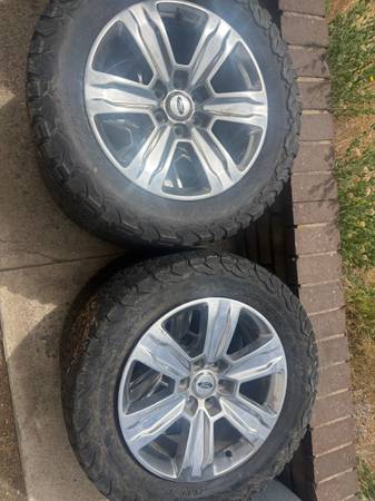 FAST SALE: 20" OE Ford F-150 Platinum Rims & Tires (6x135), dovoz USA — foto 5 z 5