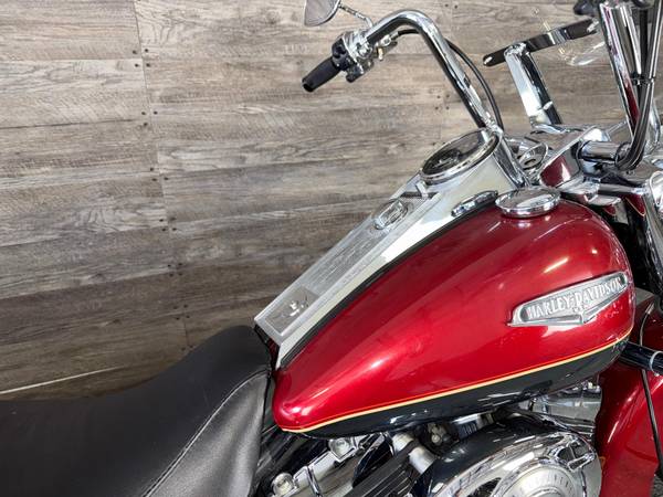 2007 Harley-Davidson, dovoz USA — foto 10 z 12