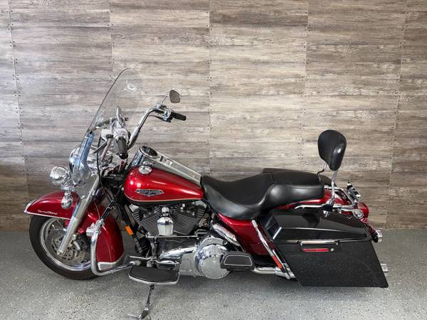 2007 Harley-Davidson, dovoz USA — foto 12 z 12