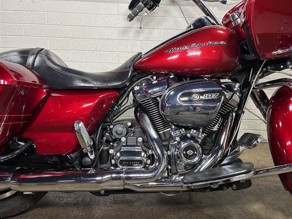 2017 Harley-Davidson, dovoz USA — foto 8 z 11