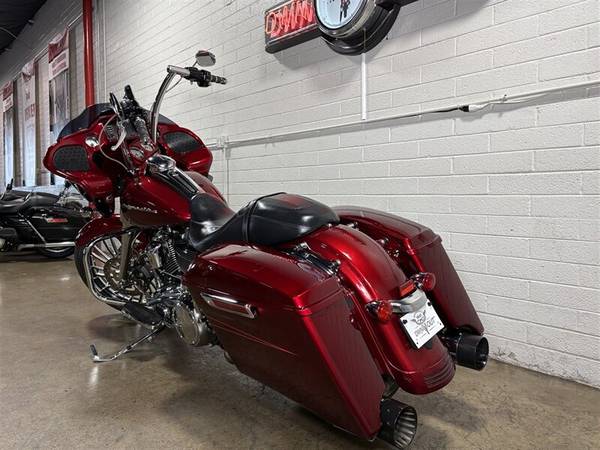 2017 Harley-Davidson, dovoz USA — foto 9 z 11