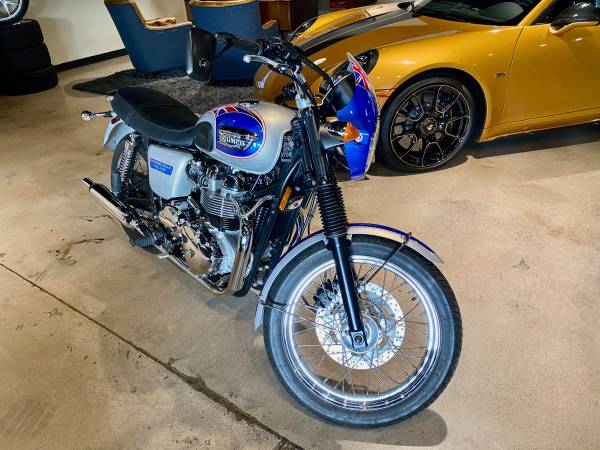 2002 Triumph, dovoz USA — foto 3 z 12