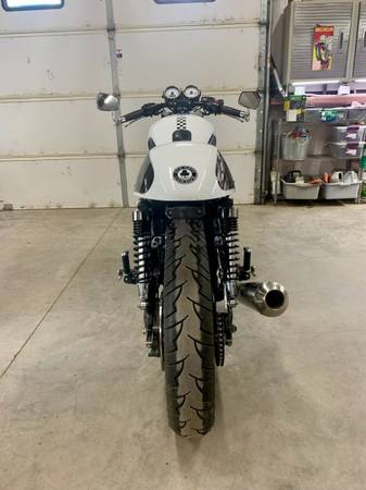 2015 Triumph, dovoz USA — foto 3 z 12