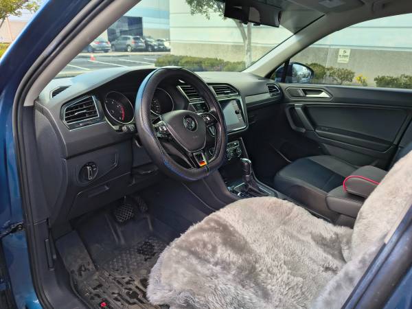 2019 VW Tiguan SE 50K Miles 3rd Row Panoramic Sunroof, dovoz USA — foto 8 z 12