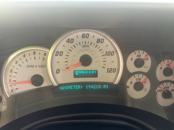 H2 2003 Hummer, dovoz USA — foto 1