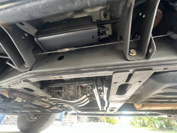H2 2003 Hummer, dovoz USA — foto 4 z 12