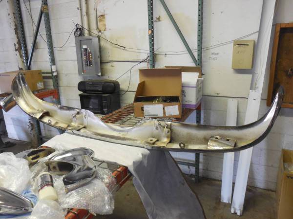 Replated OE přední nárazník 1947 Cadillac (3) pieces, dovoz USA — foto 7 z 7