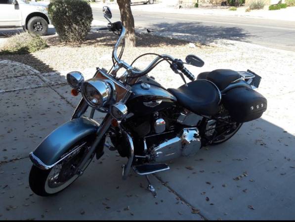 Harley-Davidson, dovoz USA — foto 4 z 5