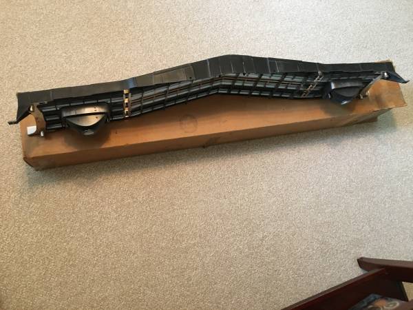 NOS 1973-1974 Plymouth Valiant Duster Chrome Grill Grille Mopar P/N 3691638, dovoz USA — foto 3 z 4