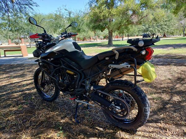 Triumph, dovoz USA — foto 4 z 12