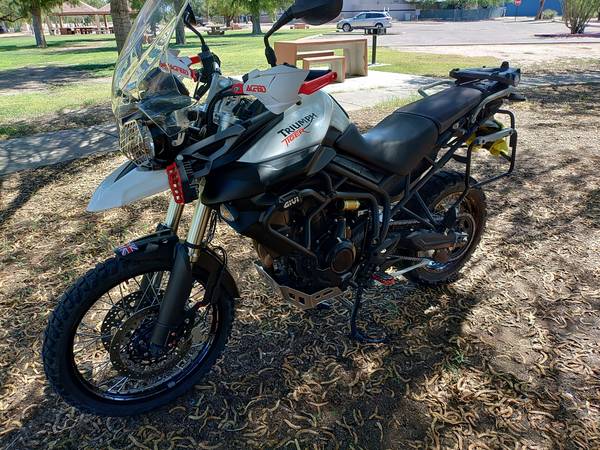 Triumph, dovoz USA — foto 5 z 12