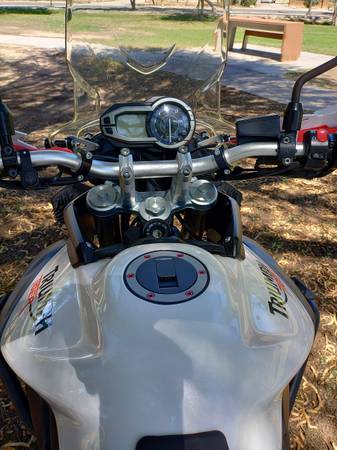 Triumph, dovoz USA — foto 6 z 12