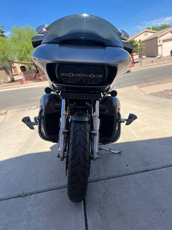 2016 Harley-Davidson, dovoz USA — foto 3 z 10