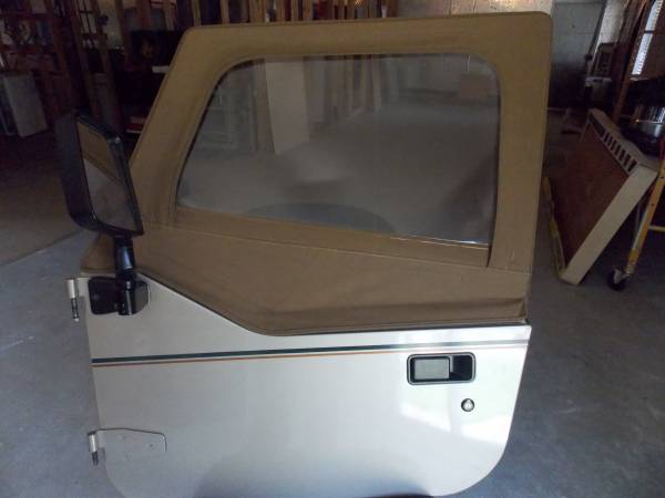 JEEP CJ- YJ OEM TAKE OFF HALF DOORS COMPLETE, dovoz USA — foto 5 z 8