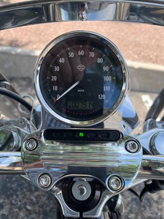 2017 Harley-Davidson, dovoz USA — foto 10 z 12