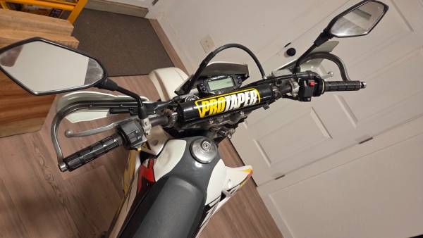 2015 Suzuki, dovoz USA — foto 4 z 7