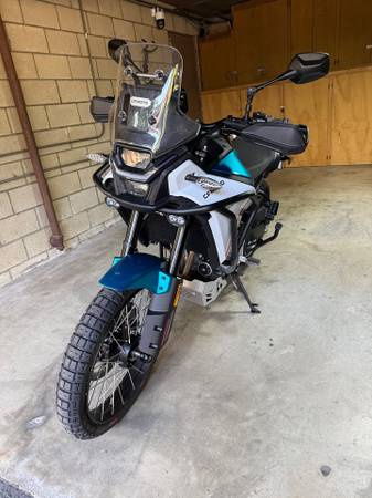 2025 CFMOTO, dovoz USA — foto 2 z 6